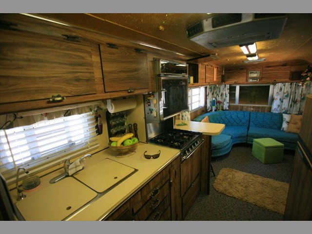 And her microwave, double sink and full stove will make for an easy time in the kitchen.